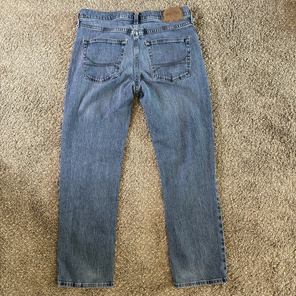 Hollister Men's Straight Leg Jeans Medium Wash Denim Size 32x30